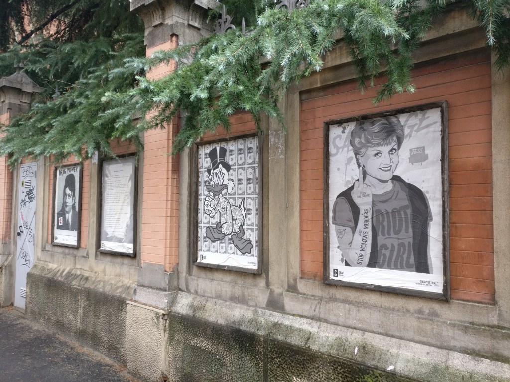 Zona universitaria Bologna, posters e murales