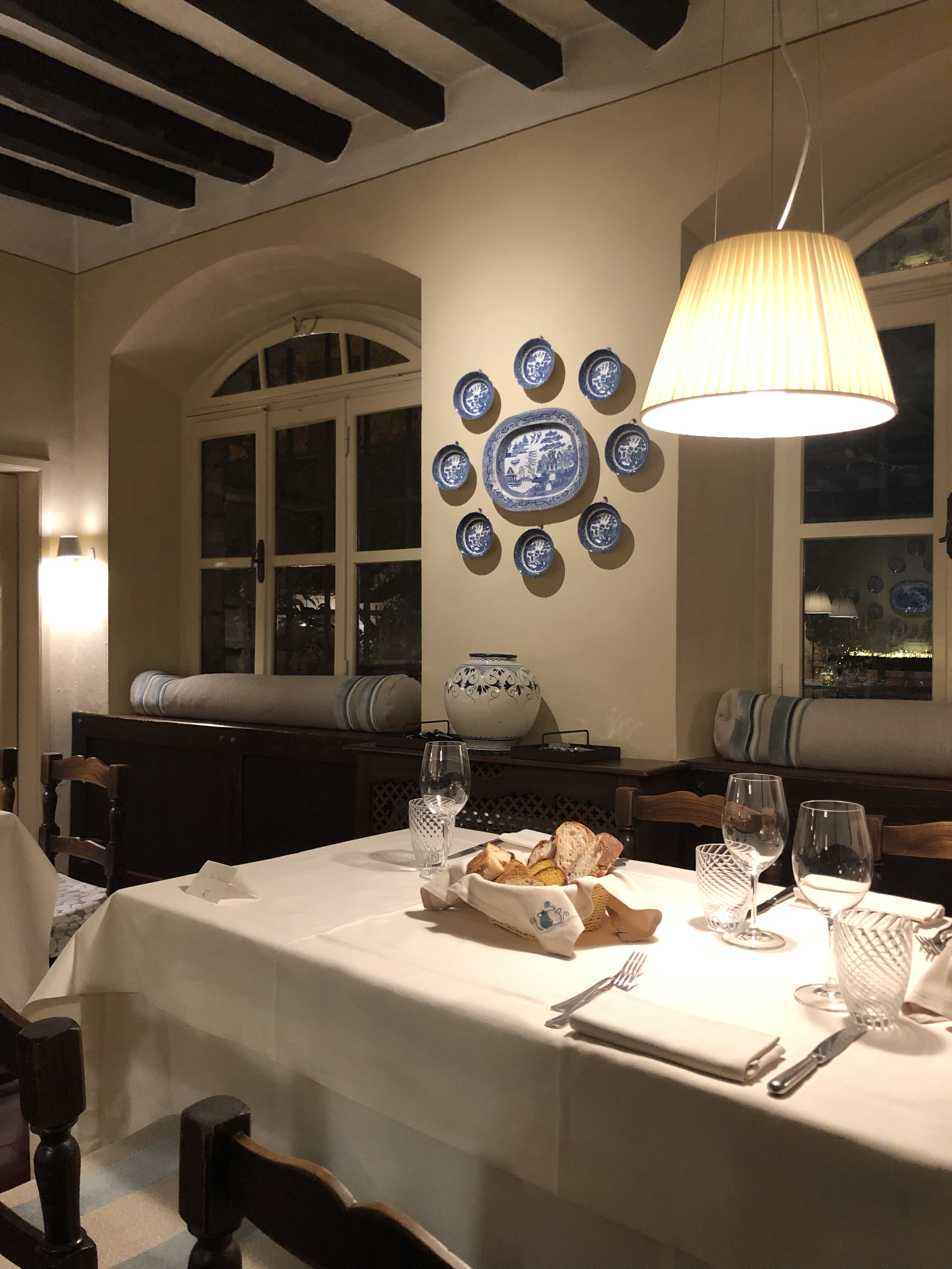 Interno Locanda del Falco